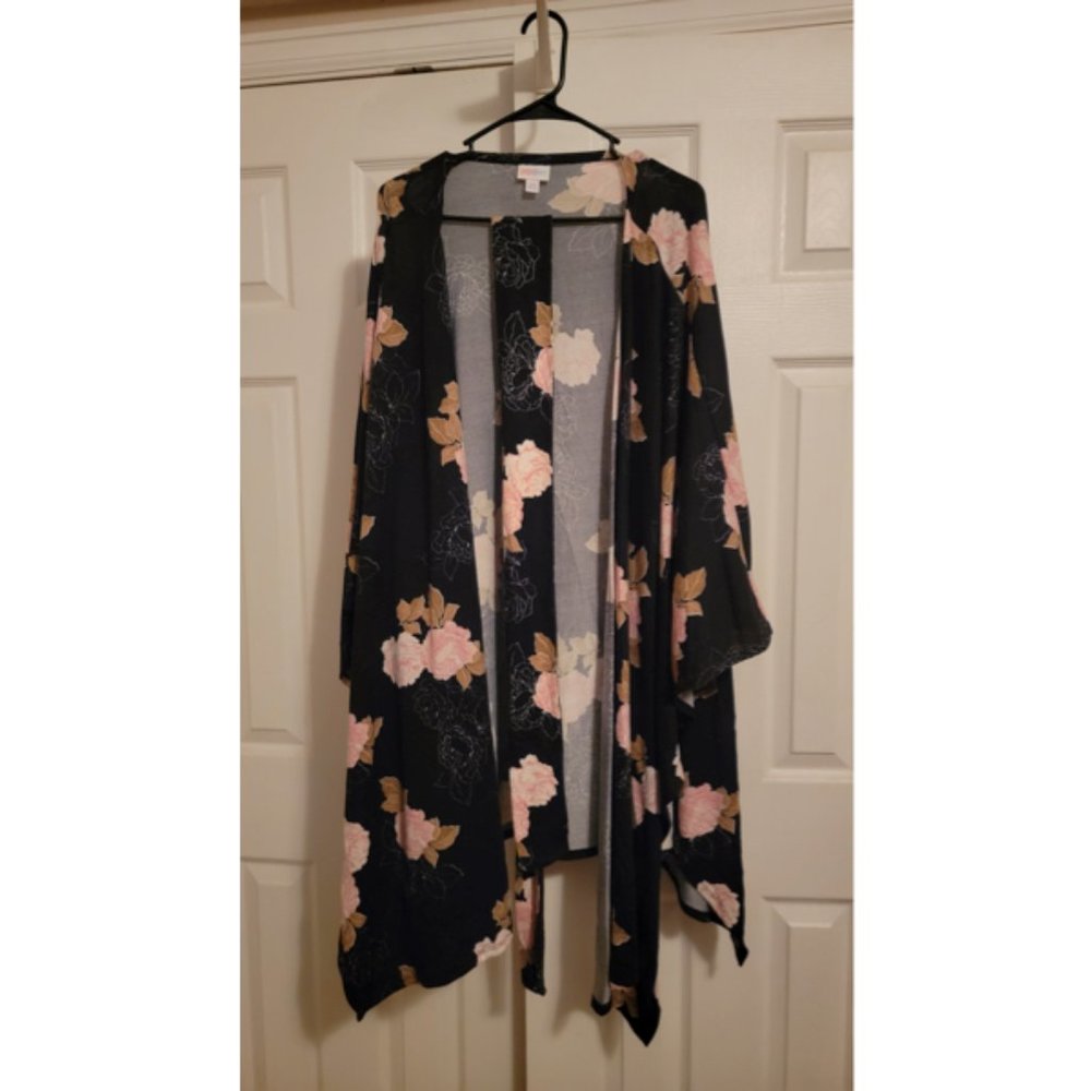 LulaRoe XL Savannah Kaftan  - Black with Pink floral print